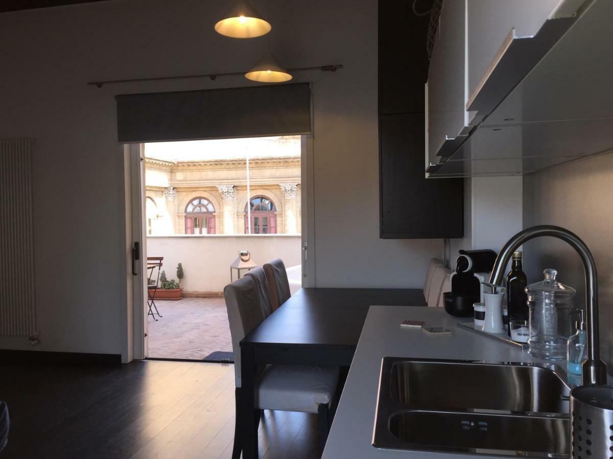 La Terrazza Sul Massimo Apartment Palermo Ngoại thất bức ảnh